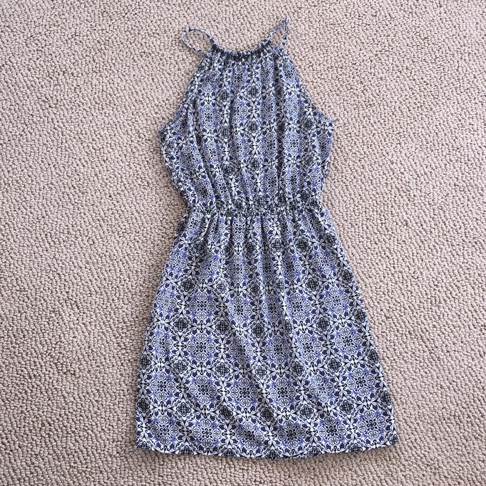 Soprano halter dress - Picture 2 of 6